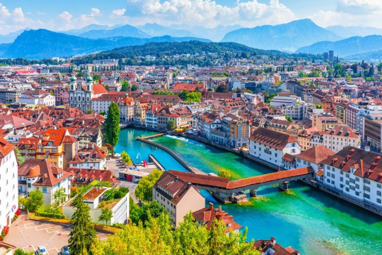 Destinasi Wisata Terbaik di Swiss, Keindahan Alam dan Budaya yang Memukau