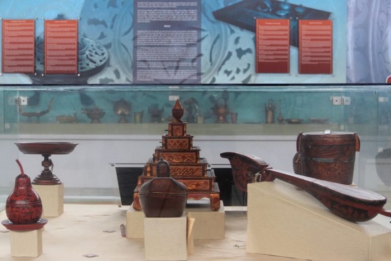 Menelusuri Sejarah dan Budaya di Museum Balaputra Dewa