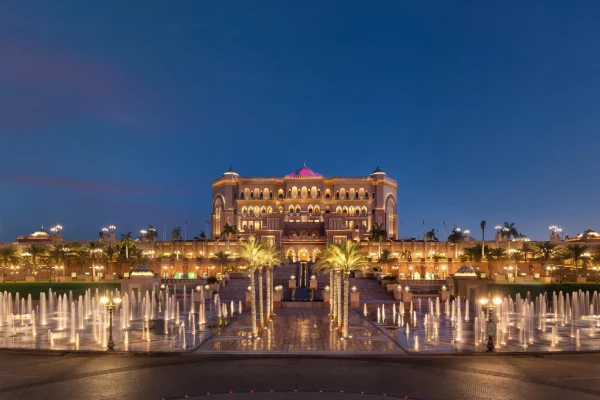 Emirates Palace, Ikon Kemewahan Abu Dhabi yang Memukau